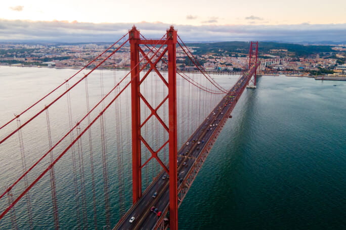 Seguro de responsabilidade civil ou de danos próprios - qual escolher?